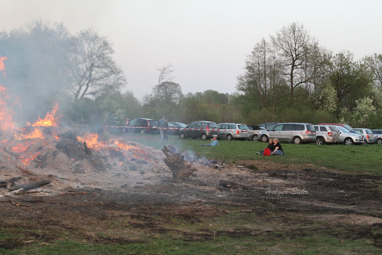 Bild 7 - Osterfeuer 2011